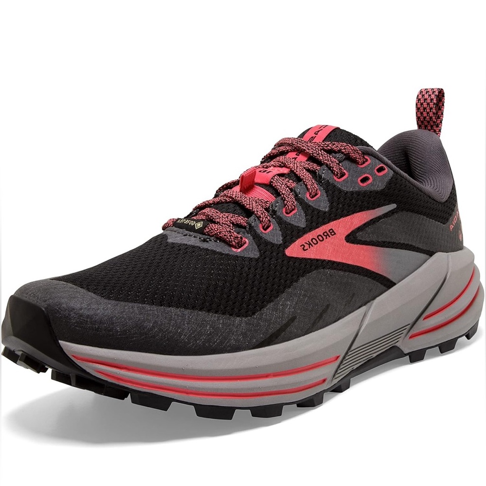 Brooks Cascadia 16 GTX. Women’s Size 9.5